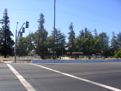 Blossom Hill Caltrain station 1400 05