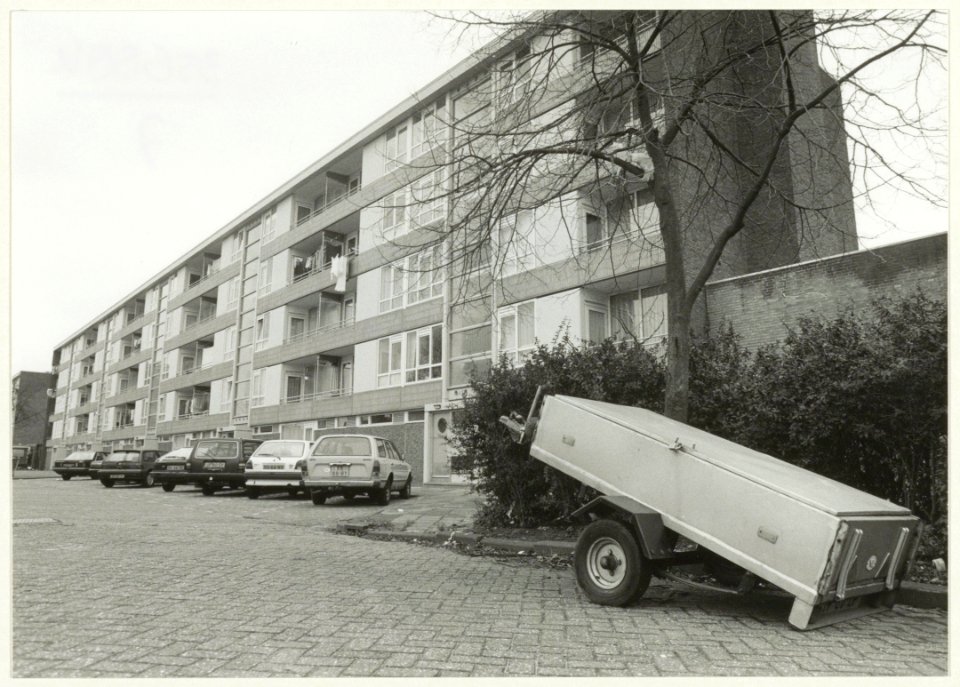 Blik in de Edward Jennerstraat. NL-HlmNHA 54032246