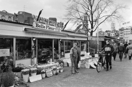 Bloemenmarkt in Amsterdam vernieuwd (plaveisel e.d.), Bestanddeelnr 933-9363