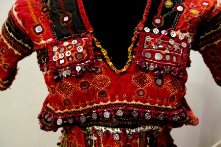 Blouse (kanchali) and skirt (ghaghara), Banjara community, Saurashtra, Gujarat, India, view 2, mid 20th century, cotton, glass mirrors - Textile Museum of Canada - DSC00978