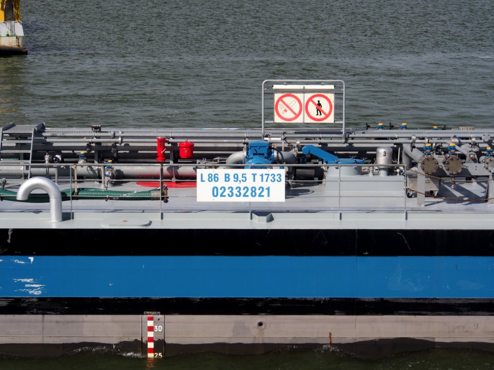 Blikplaat - ENI 02332821, Zandvlietsluis, Port of Antwerp pic4