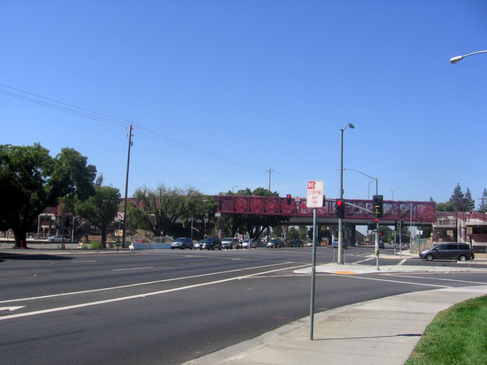 Blossom Hill Ped Xing 1408 01