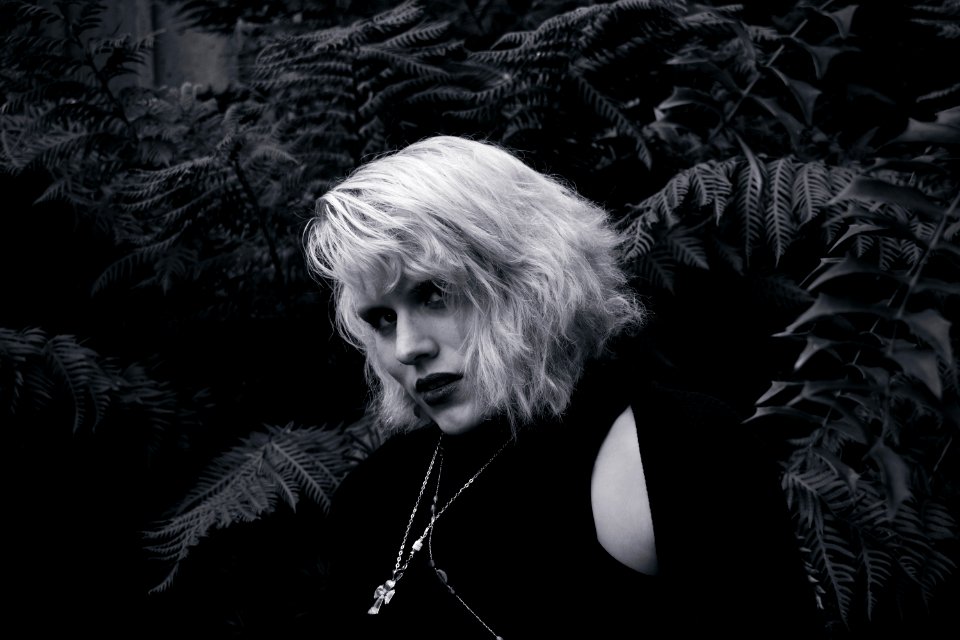 Black and white portrait of Val at the Palace of Fine Arts 001