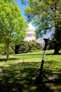 Bird scooter in front of US Capitol, April 2019