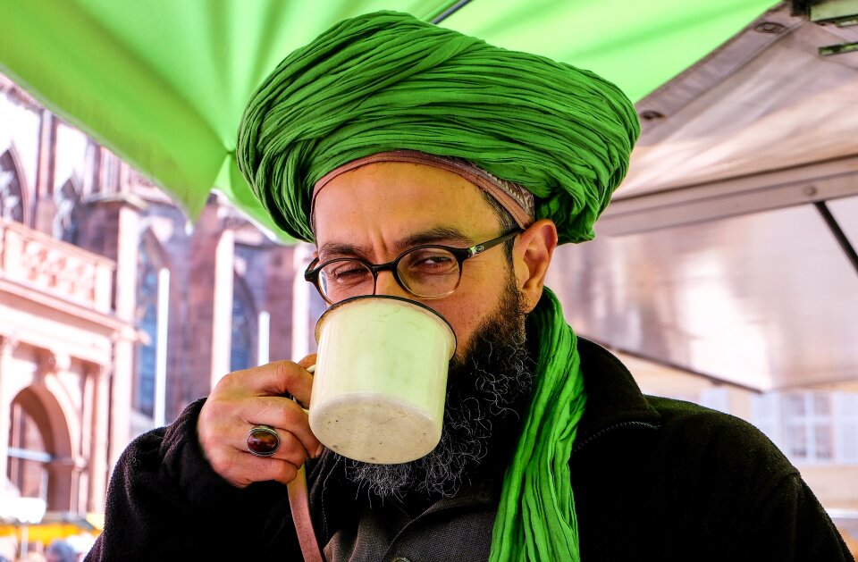 Portrait beard dealer