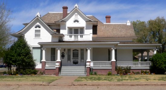 Black house (Hereford TX) from SE 1