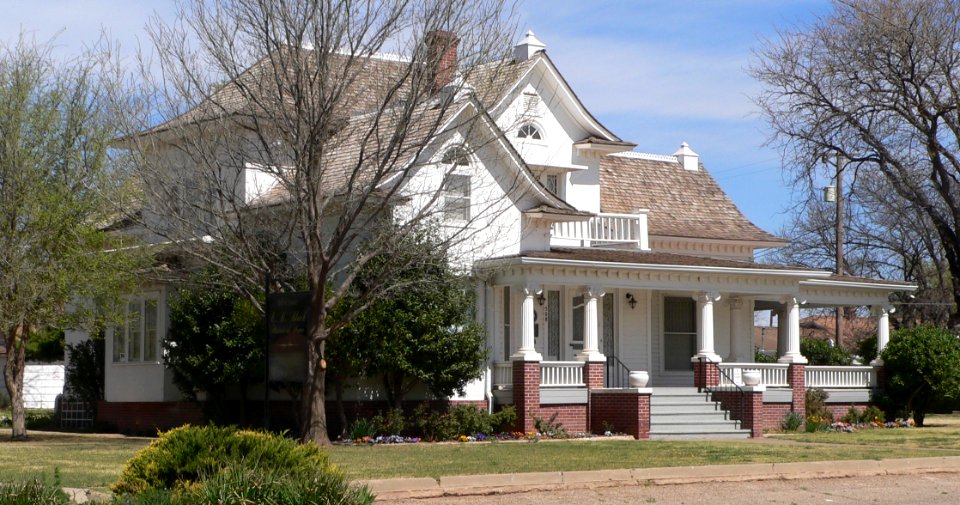 Black house (Hereford TX) from SW 3