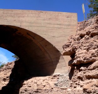 Black Hills Back Country Byway overpass 8150, N end from E 1