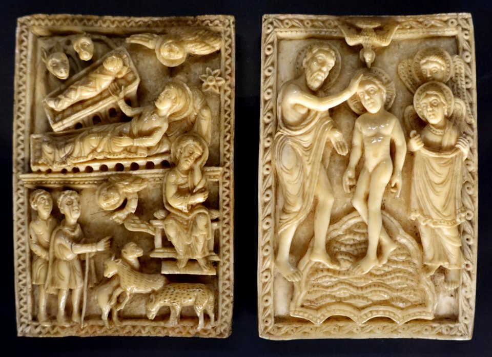 Birth and death of Christ, Köln, 1150-1175 AD, walrus tooth - Hessisches Landesmuseum Darmstadt - Darmstadt, Germany - DSC00307