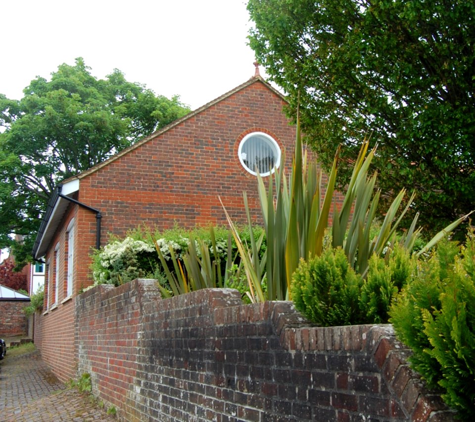 Bishop's Waltham Christian Fellowship, Basingwell Street, Bishop's Waltham (May 2019) (3)