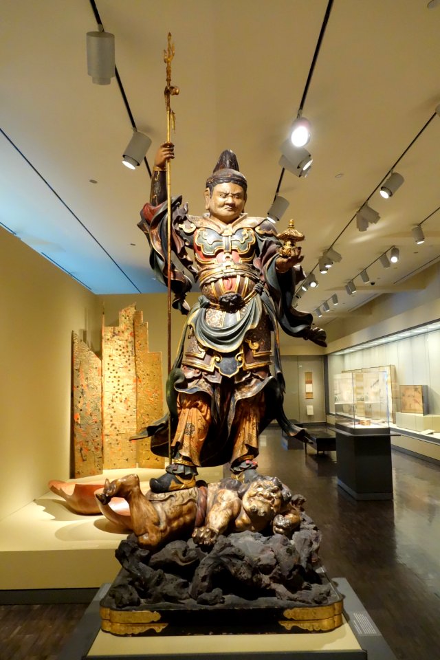 Bishamonten (Vaishravana), Guardian King of the North, Japan, Edo period, 1615-1700 AD, colors and gold on wood - Asian Art Museum of San Francisco - DSC01458