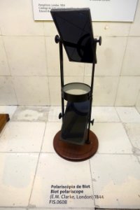 Biot polariscope, E. M. Clarke, London, 1844 - Museu da Ciência da Universidade de Coimbra - University of Coimbra - Coimbra, Portugal - DSC09073