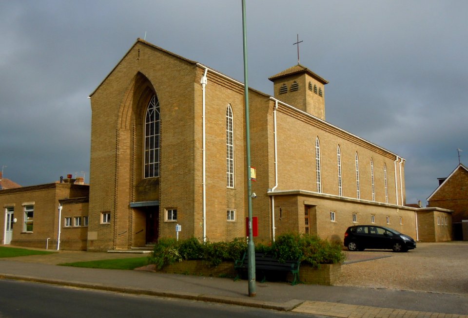 Bishop Hannington Memorial Church, Nevill Avenue, West Blatchington (NHLE Code 1298638) (October 2014) (11)