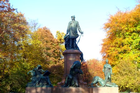 Bismarck-Nationaldenkmal - Großer Tiergarten, Berlin, Germany - DSC09533