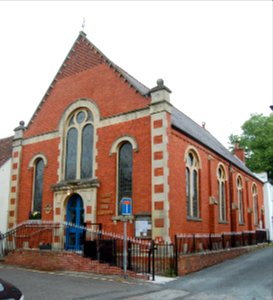 Bishop's Waltham United Free Church, Basingwell Street, Bishop's Waltham (May 2019) (5)