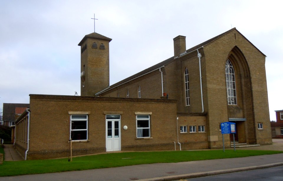 Bishop Hannington Memorial Church, Nevill Avenue, West Blatchington (NHLE Code 1298638) (October 2014) (6)