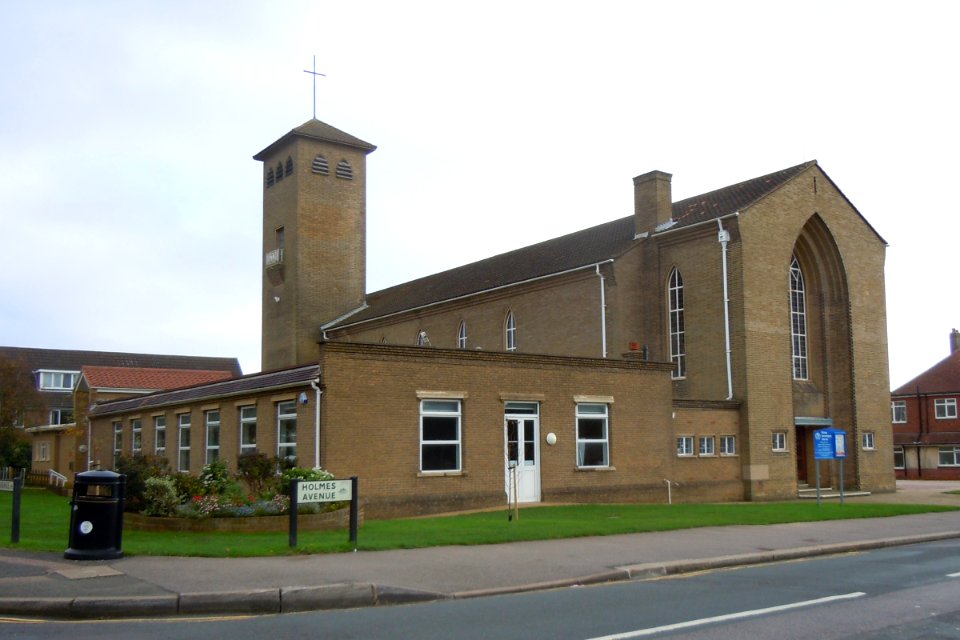 Bishop Hannington Memorial Church, Nevill Avenue, West Blatchington (NHLE Code 1298638) (October 2014) (5)