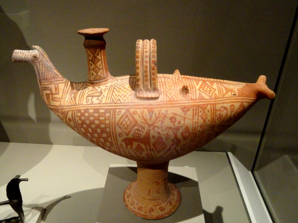 Bird Askos, about 700 BC, Italo-Geometric, Vulci, ceramic - Cleveland Museum of Art - DSC08180