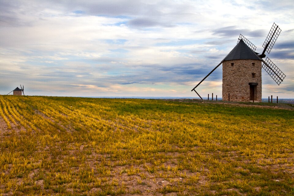 Windmills castile la mancha castile - la mancha