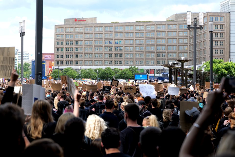 BlackLivesMatter protest Alexanderplatz Berlin 2020-06-06 50