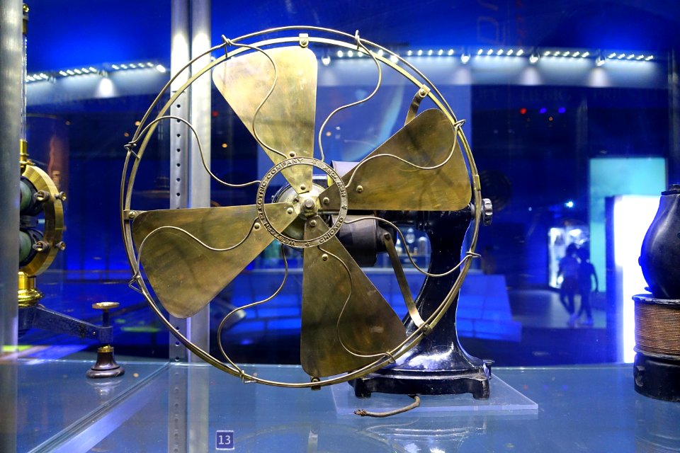 Bipolar Wall Fan, Western Electric Company, Chicago and New York, c. 1880 - Museum of Science and Industry (Chicago) - DSC06532