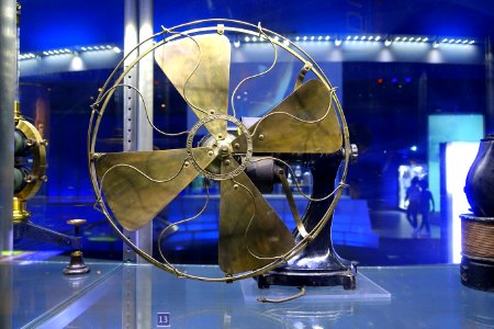 Bipolar Wall Fan, Western Electric Company, Chicago and New York, c. 1880 - Museum of Science and Industry (Chicago) - DSC06532