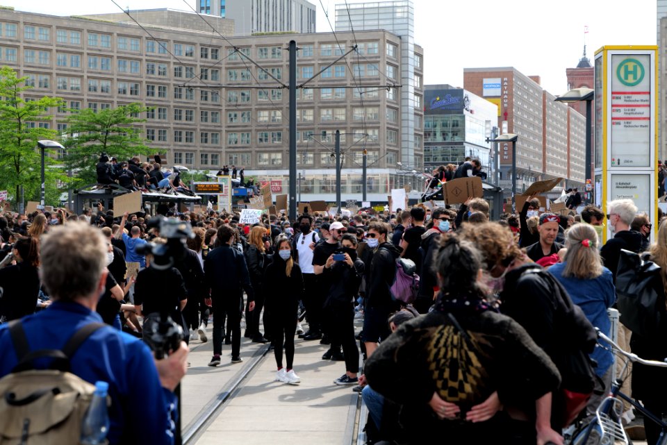 BlackLivesMatter protest Alexanderplatz Berlin 2020-06-06 95
