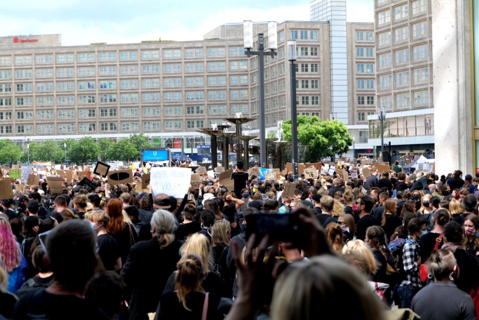 BlackLivesMatter protest Alexanderplatz Berlin 2020-06-06 45