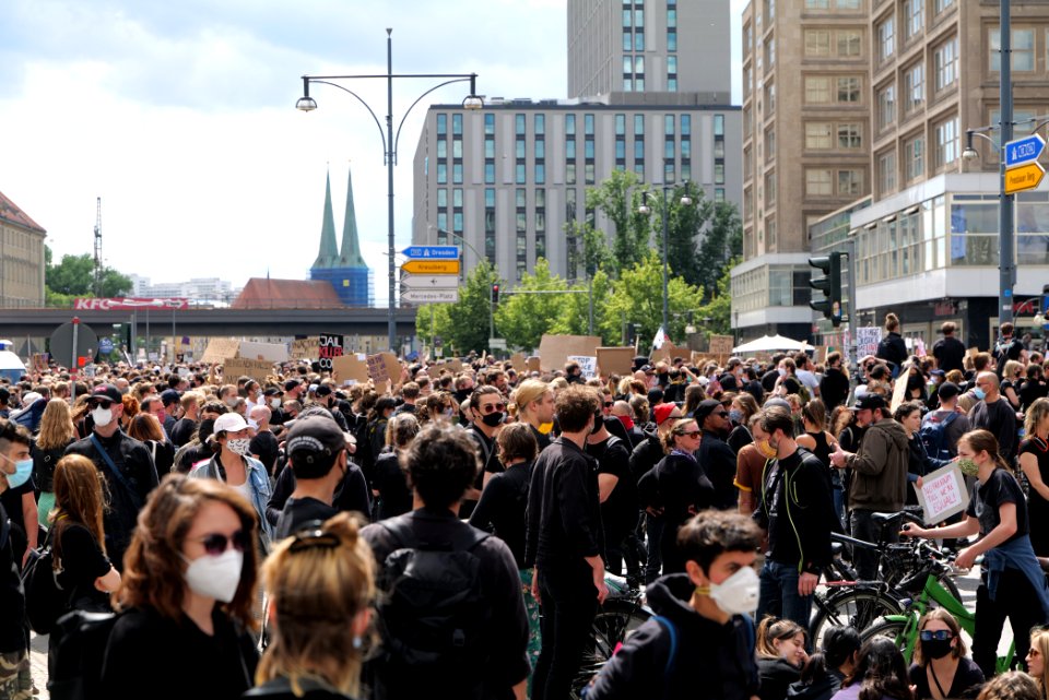 BlackLivesMatter protest Alexanderplatz Berlin 2020-06-06 73