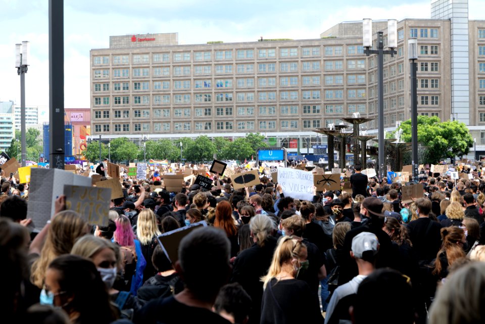 BlackLivesMatter protest Alexanderplatz Berlin 2020-06-06 43
