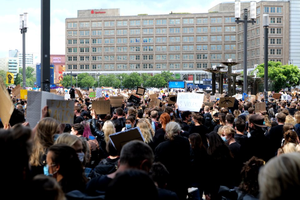 BlackLivesMatter protest Alexanderplatz Berlin 2020-06-06 41