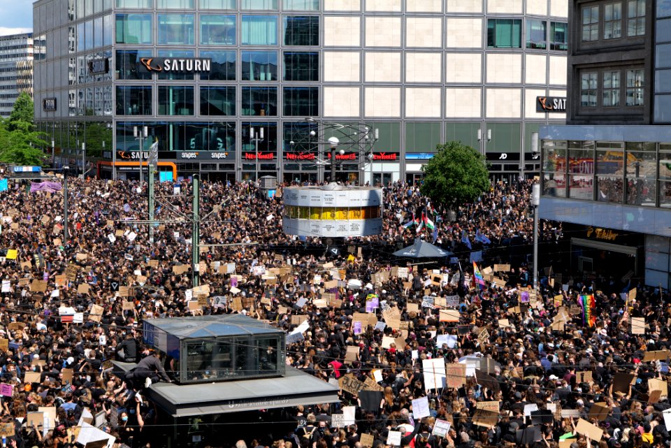BlackLivesMatter protest Alexanderplatz Berlin 2020-06-06 30