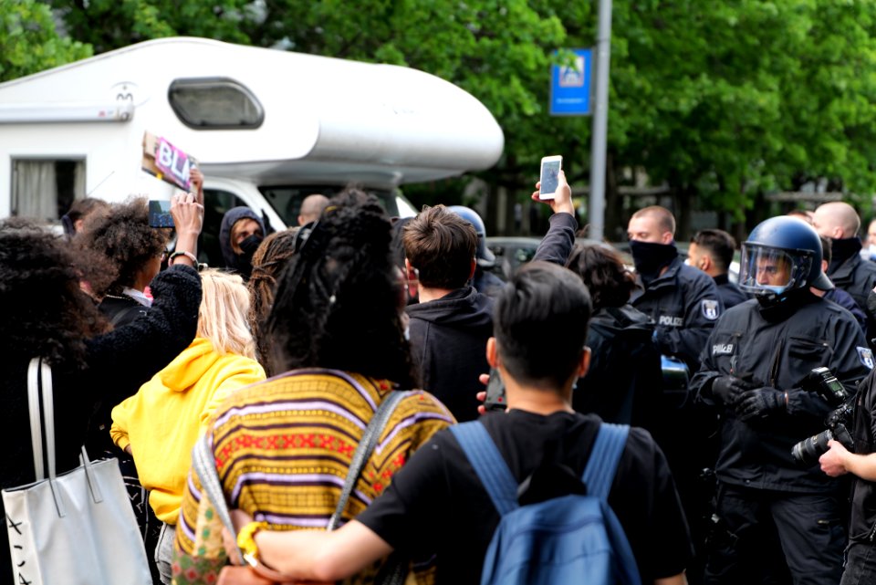 BlackLivesMatter protest Karl-Marx-Allee Berlin 2020-06-06 77