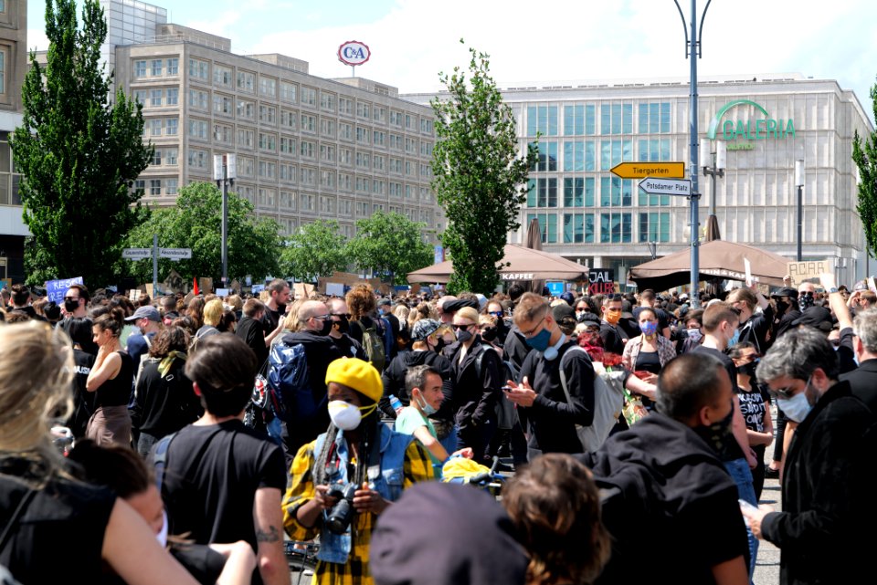 BlackLivesMatter protest Alexanderplatz Berlin 2020-06-06 05