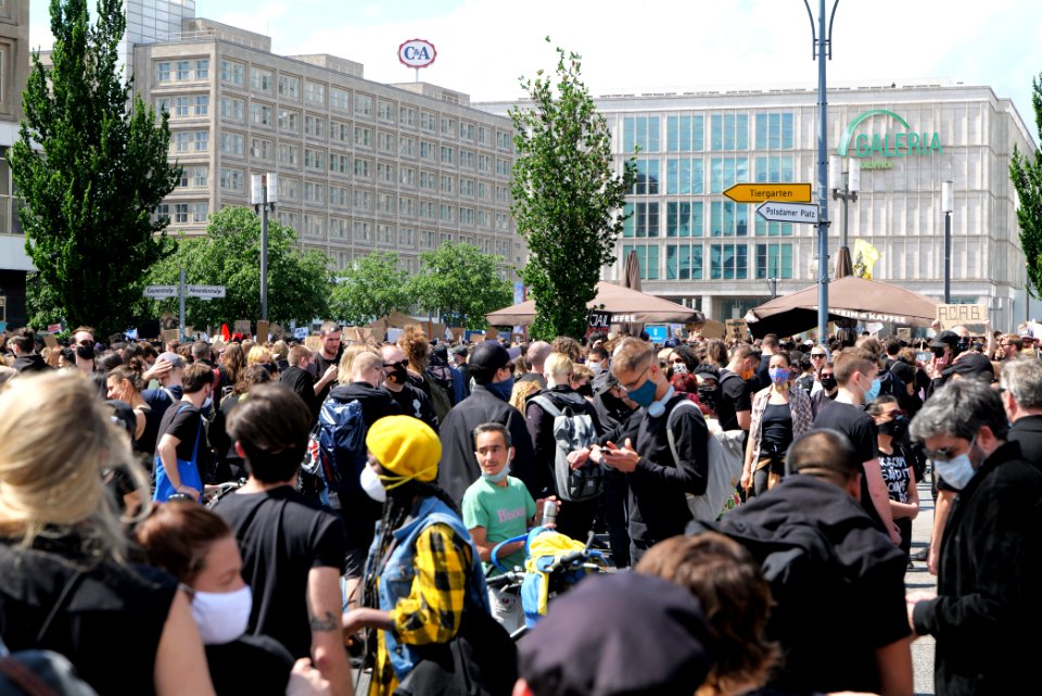 BlackLivesMatter protest Alexanderplatz Berlin 2020-06-06 06