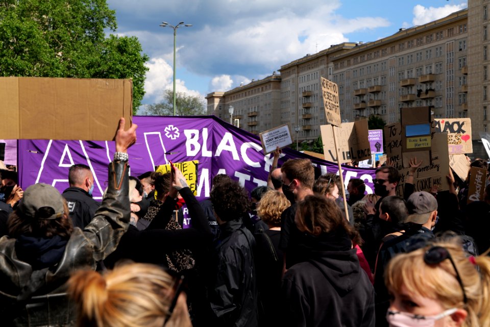 BlackLivesMatter protest Karl-Marx-Allee Berlin 2020-06-06 42