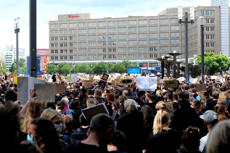 BlackLivesMatter protest Alexanderplatz Berlin 2020-06-06 42