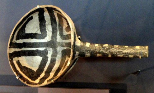 Black-on-white ladle, San Juan Anasazi, San Juan County, Utah, 900-1050 AD, ceramic, paint - Natural History Museum of Utah - DSC07403