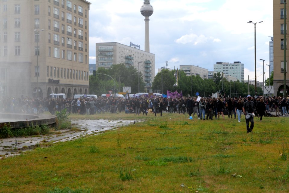 BlackLivesMatter protest Karl-Marx-Allee Berlin 2020-06-06 50