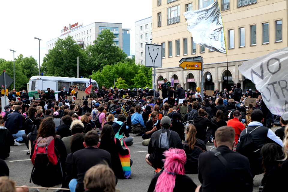 BlackLivesMatter protest Karl-Marx-Allee Berlin 2020-06-06 57