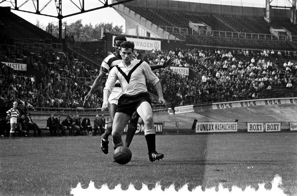 Blauw-Wit tegen VVV 4-2, spelmomenten, Bestanddeelnr 916-7981