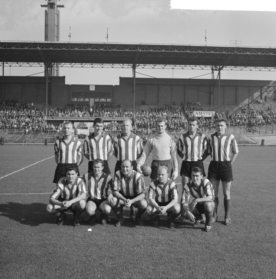 Blauw-Wit tegen PSV 1-3, elftal PSV, Bestanddeelnr 914-3822