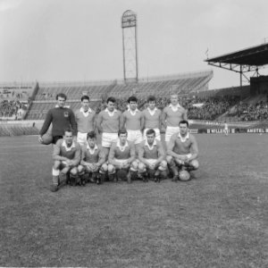Blauw-Wit tegen Volendam 2-1, elftal Volendam, Bestanddeelnr 917-5060