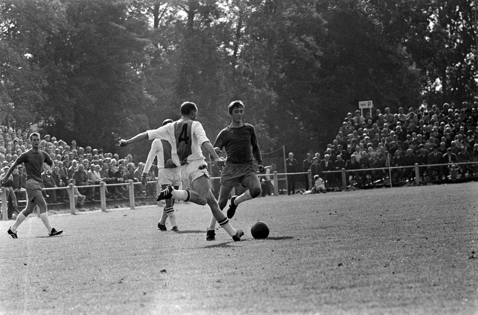 Blauw-Wit tegen Volewijckers 0-0. Spelmomenten, Bestanddeelnr 920-6881