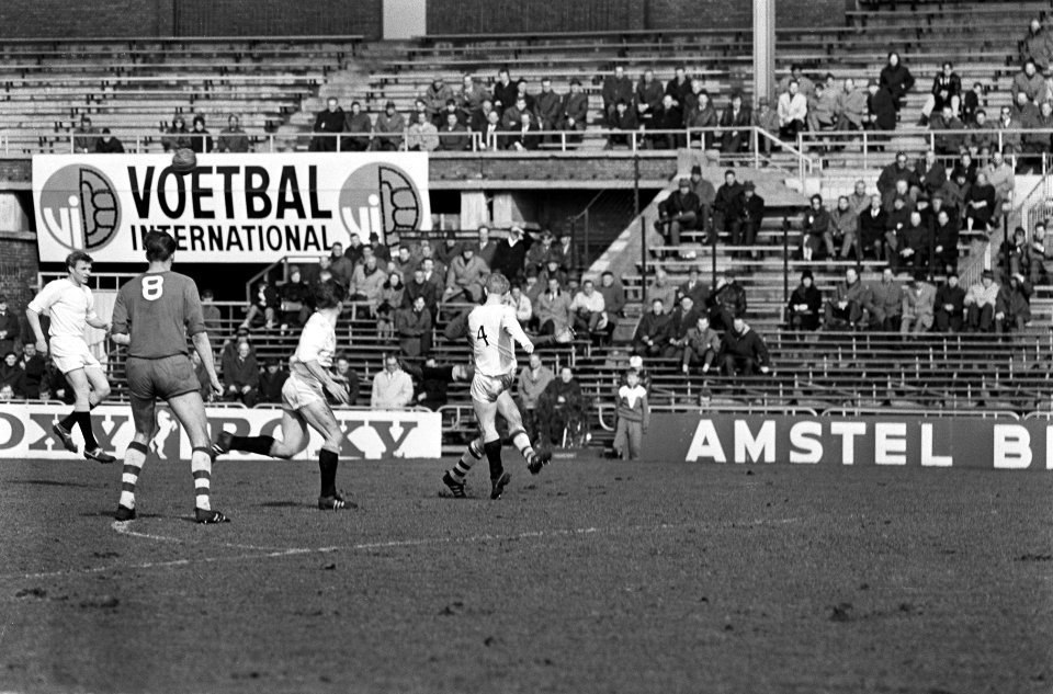 Blauw-Wit tegen VVV, spelmoment, Bestanddeelnr 918-9660