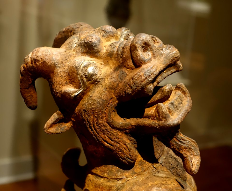 Bixie (chimera), detail, attributed to Chu culture, Hunan or Hubei province, China, Western Han dynasty, 2nd-1st century BC, cast iron with silver inlay - Portland Art Museum - Portland, Oregon - DSC08555