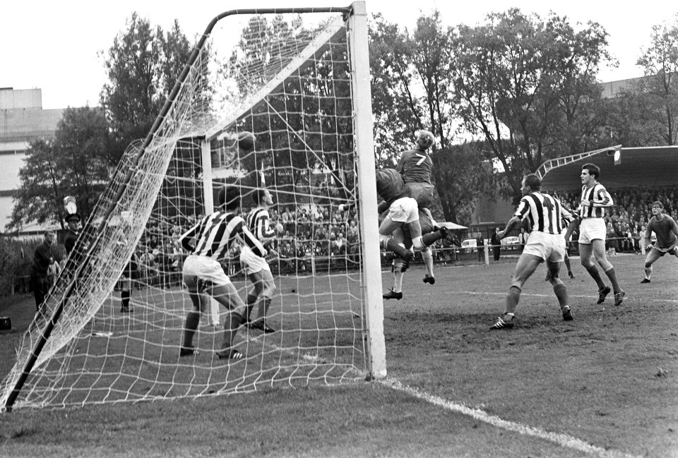 Blauw-Wit tegen Willem 2 2-2. Spelmomenten, Bestanddeelnr 920-7325