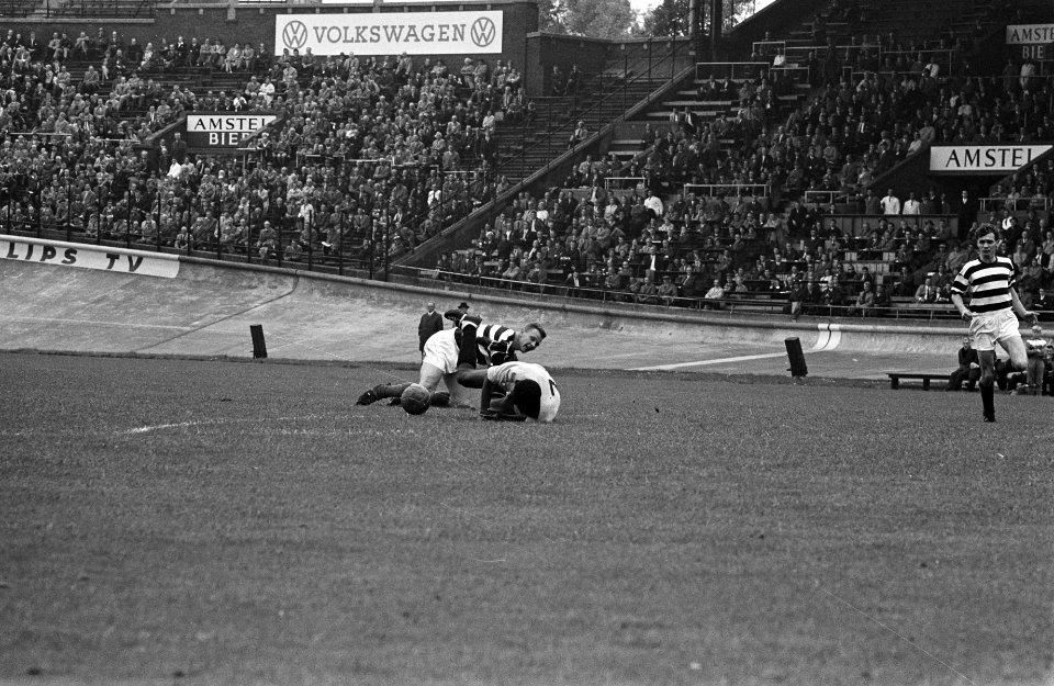 Blauw-Wit tegen DOS 1-1, speelmomenten, Bestanddeelnr 914-3358