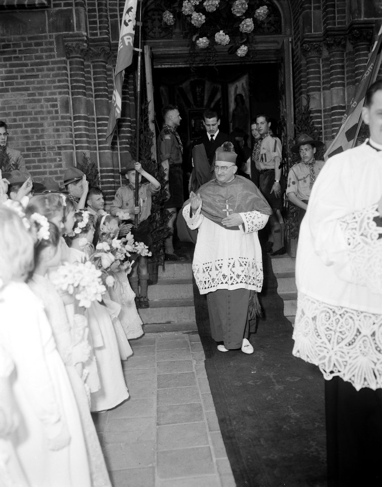 Bisschopswijding mgr. M.A. Jansen Rotterdam, Bestanddeelnr 907-7487