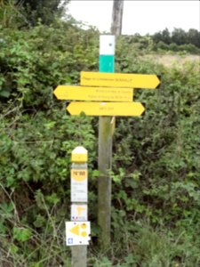 Biville (Manche) signalisation GR 223 et autres randonnées